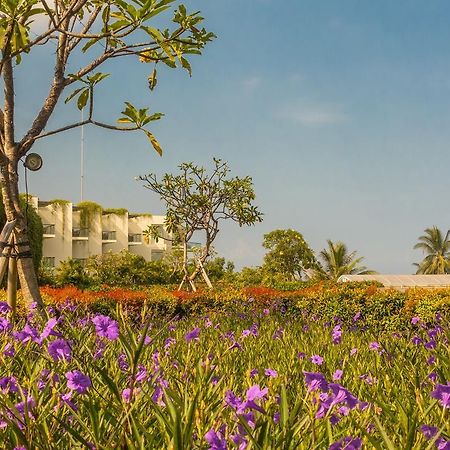 Zen Rooms Legian Melasti Kuta Lombok Exteriör bild