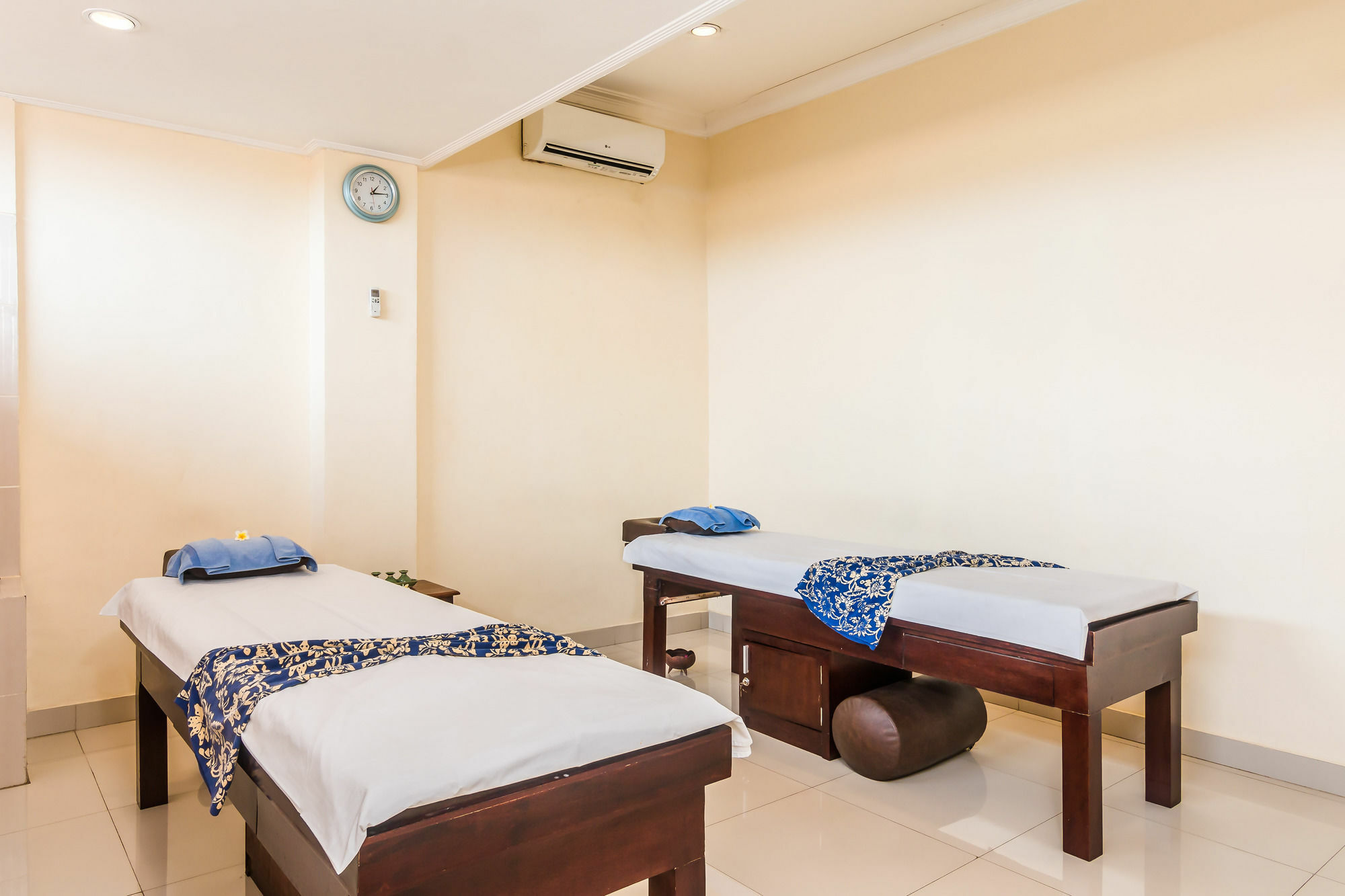Zen Rooms Legian Melasti Kuta Lombok Exteriör bild